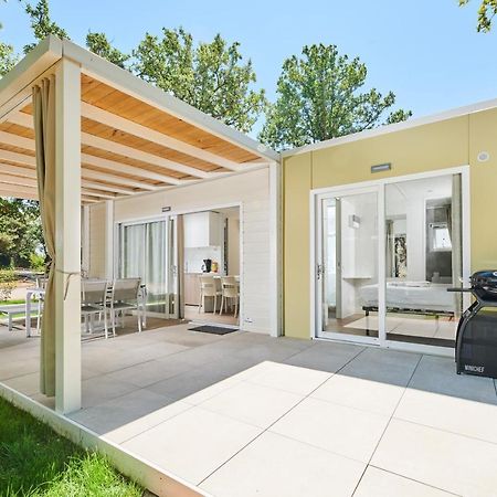 Camping Ulika Mobile Homes - Naturist 切瓦尔-波拉特 外观 照片