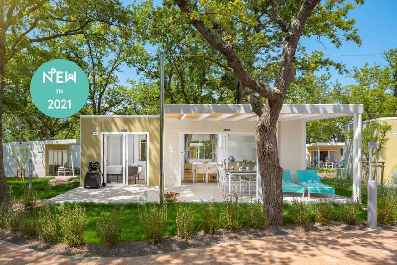 Camping Ulika Mobile Homes - Naturist 切瓦尔-波拉特 外观 照片