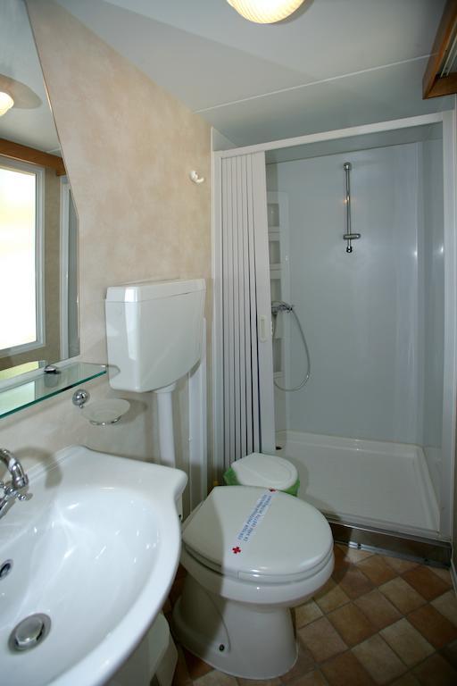 Camping Ulika Mobile Homes - Naturist 切瓦尔-波拉特 客房 照片